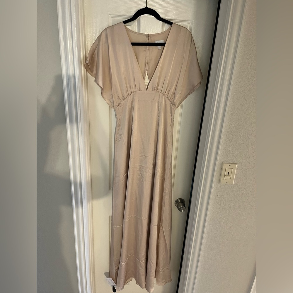 Satin champagne dress - Picture 4 of 4